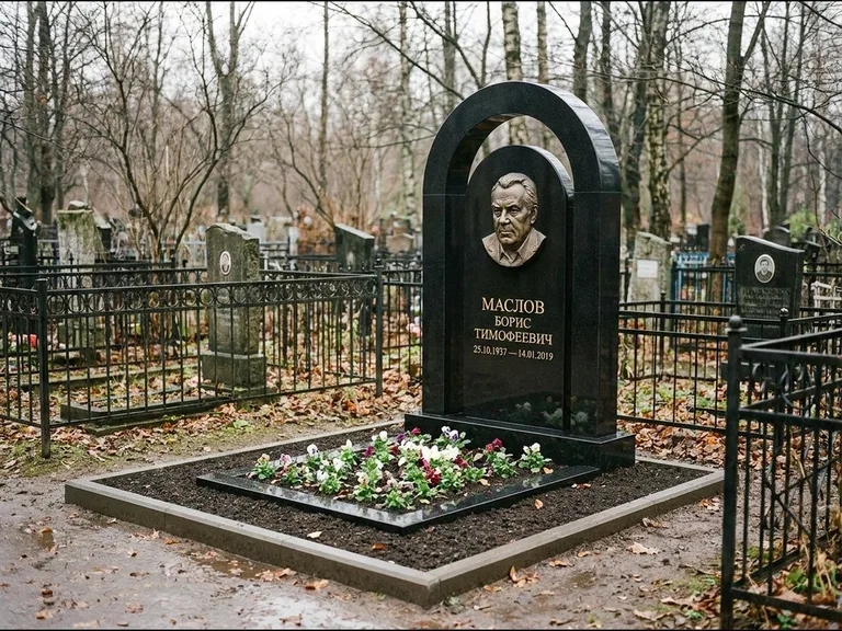 Памятник с барельефом — выполненная работа 23 в Ярославле