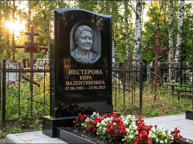 Памятник с барельефом — выполненная работа 24 в Ярославле