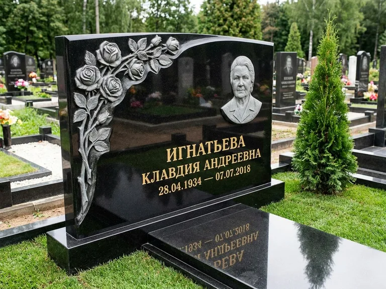 Памятник с барельефом — выполненная работа 45 в Ярославле