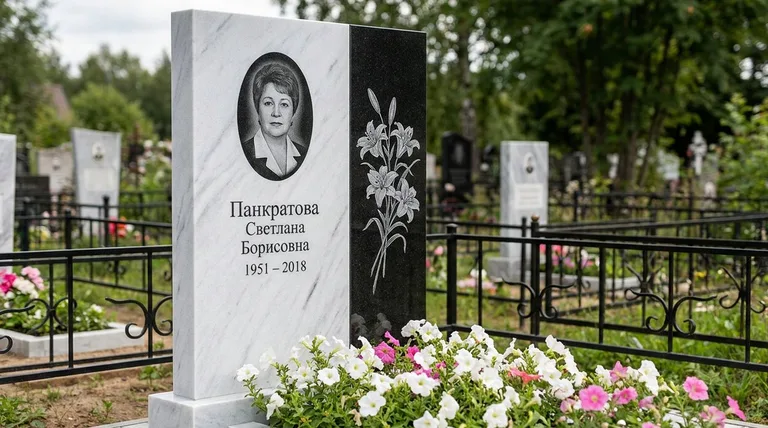 Памятник с гравировкой лилий — выполненная работа «Панкратова» в Ярославле