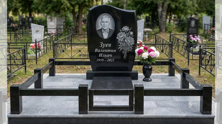 Памятник с гравировкой пионов — выполненная работа «Зуев» в Ярославле