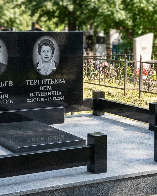 Премиум памятник под ключ с золочёной гравировкой в Ярославле