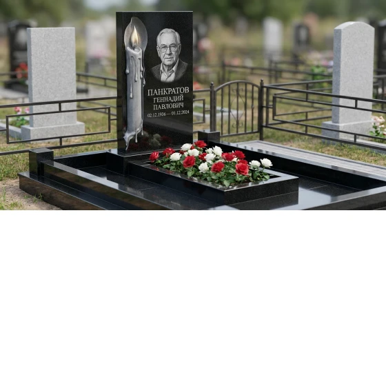 Памятник с горящей свечой из габбро-диабаза с портретом